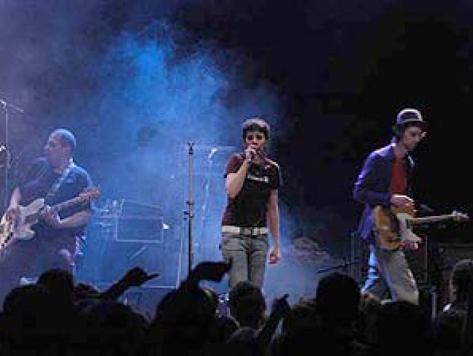 2005-02-17  Koncert v Akropolis